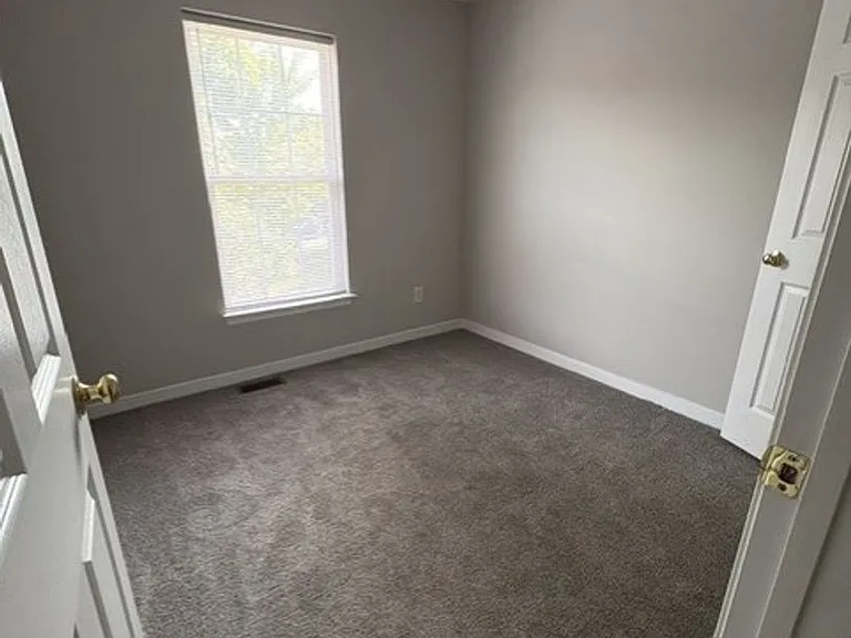 8738 Springwater Dr — Photo 8
