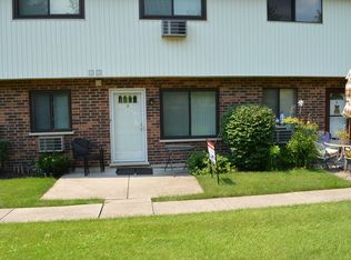 9068 Archer Ave UNIT B, Willow Springs, IL 60480