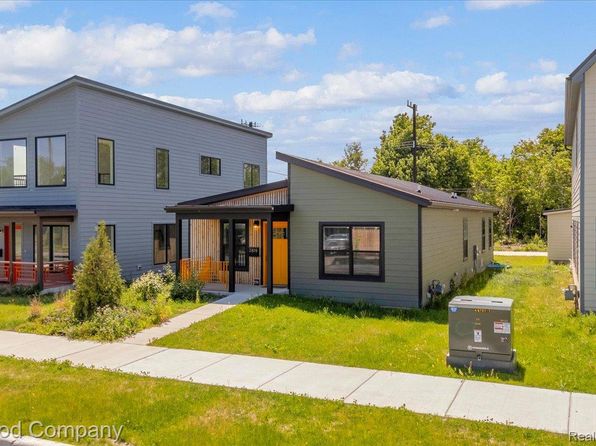 2819 16th St, Detroit, MI 48216