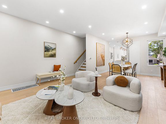 5th image of 806 Gladstone Ave