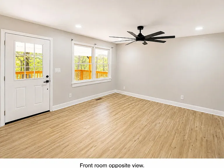 221 Grant Trl — Photo 4