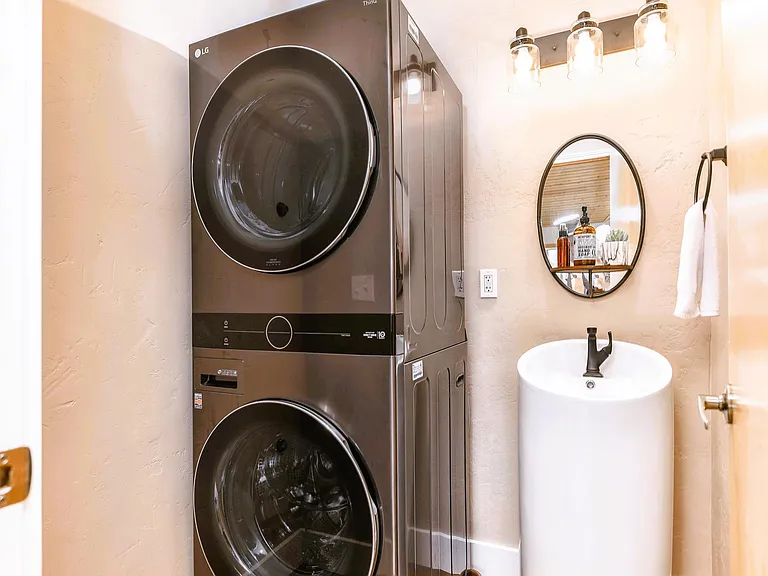 Main level laundry room