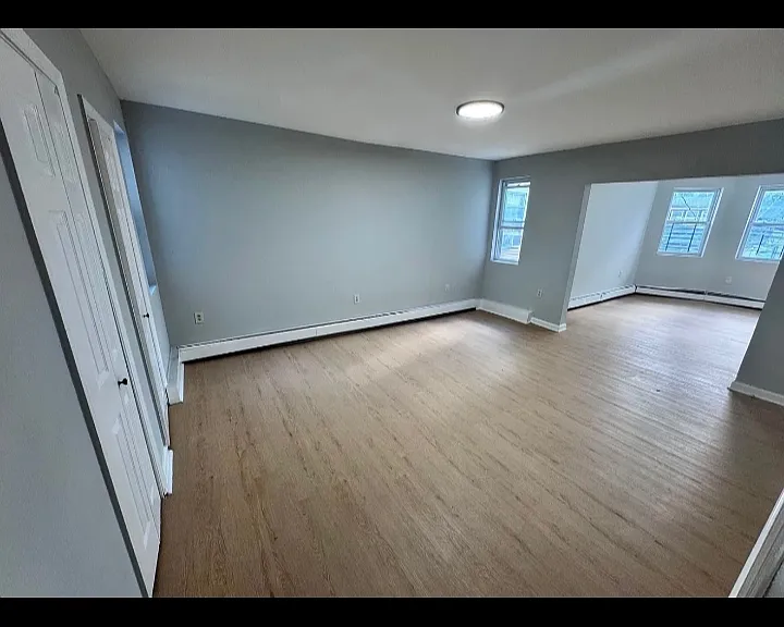 50 Halstead St #2L — Photo 5