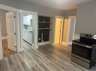 94 Sterling St APT 2, Worcester, MA 01610