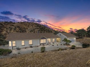 24509 Yucca Ct, Tehachapi, CA 93561