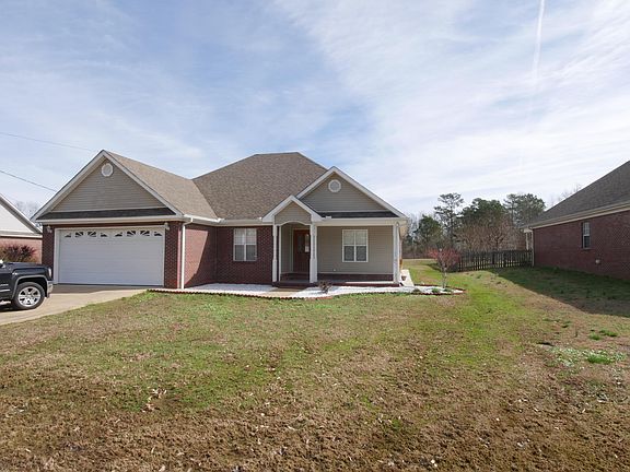 3rd image of 115 Oakleigh Dr