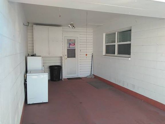 4th image of 5102 Lily St
