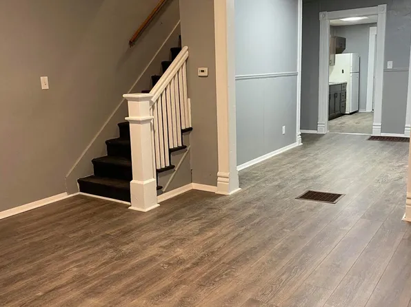 15 E Saint Joe St, Hillsdale, MI 49242