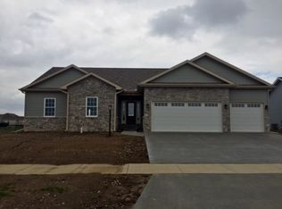 1707 Littlefield Ln, Mahomet, IL