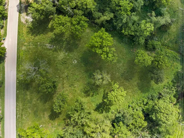 Meadows Rd, Morganfield, KY 42437