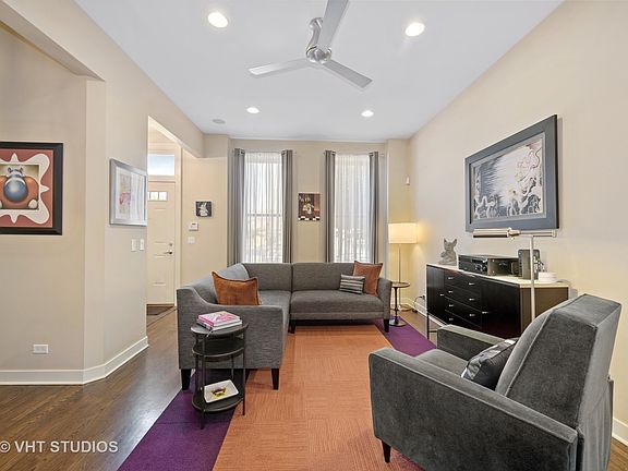 3rd image of 1134 N Wolcott Ave APT 1F