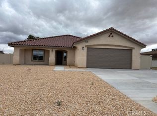 14765 Aberdeen Ln, Helendale, CA 92342