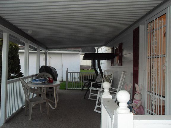 3rd image of 314B Terry Ave