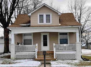 342 W Collins St, Mendon, IL 62351