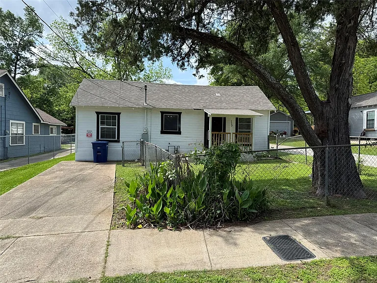 119 Louis Davis Dr #FRONT — Photo 1
