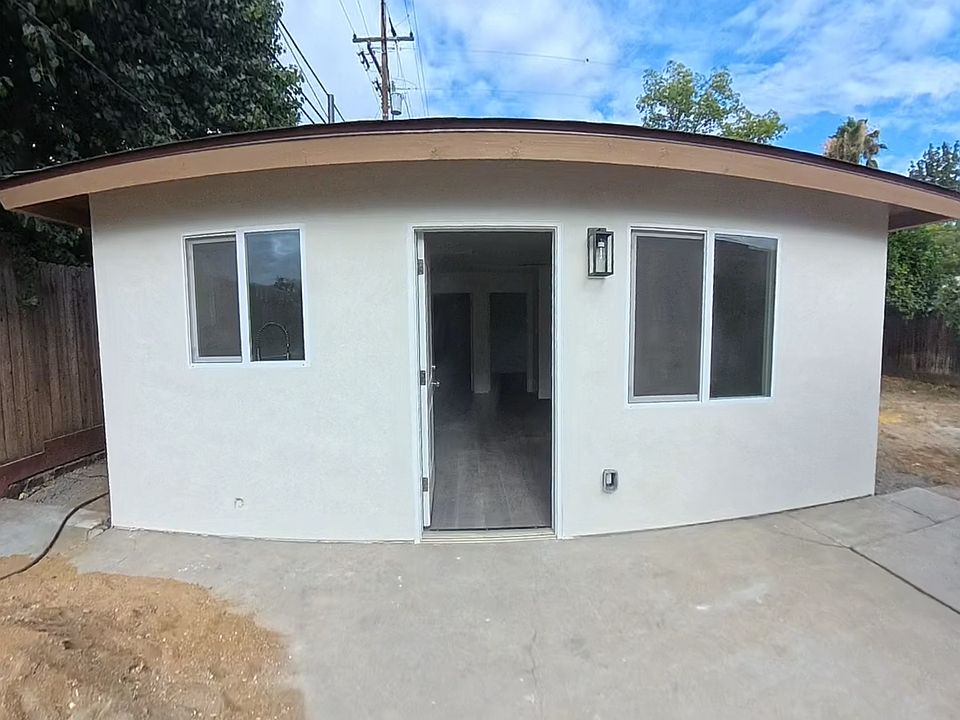 1st image of 2425 C St #B