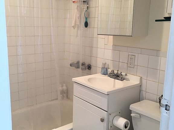 5th image of 437 E 12th St APT 34