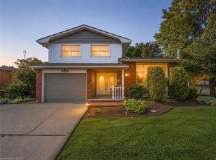 143 Cromwell Cres, Hamilton, ON L8G 2G3