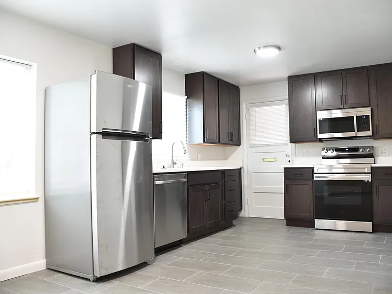 5140 W 37th Ave — Photo 3