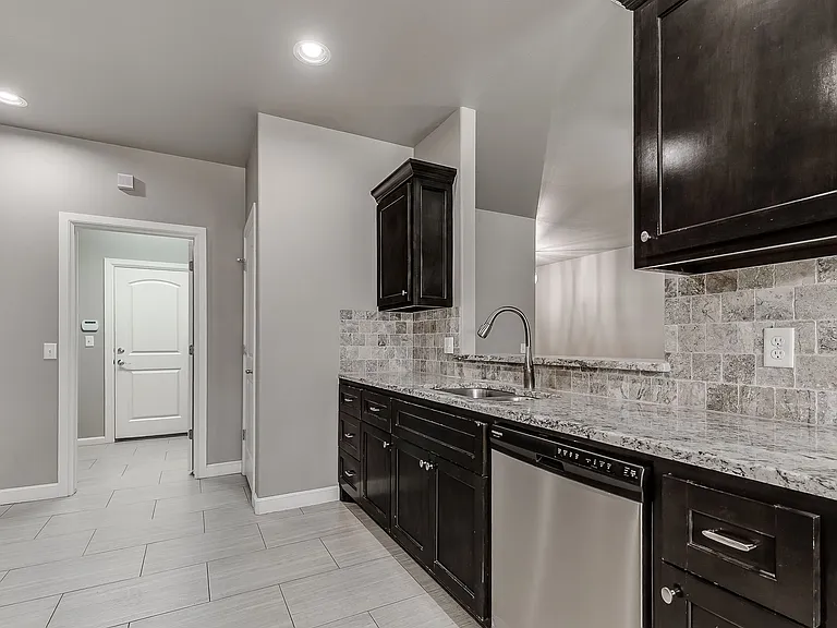 2709 Pacifica Ln — Photo 23