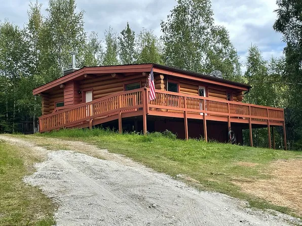 1790 Doe Ray Rd, Fairbanks, AK 99712