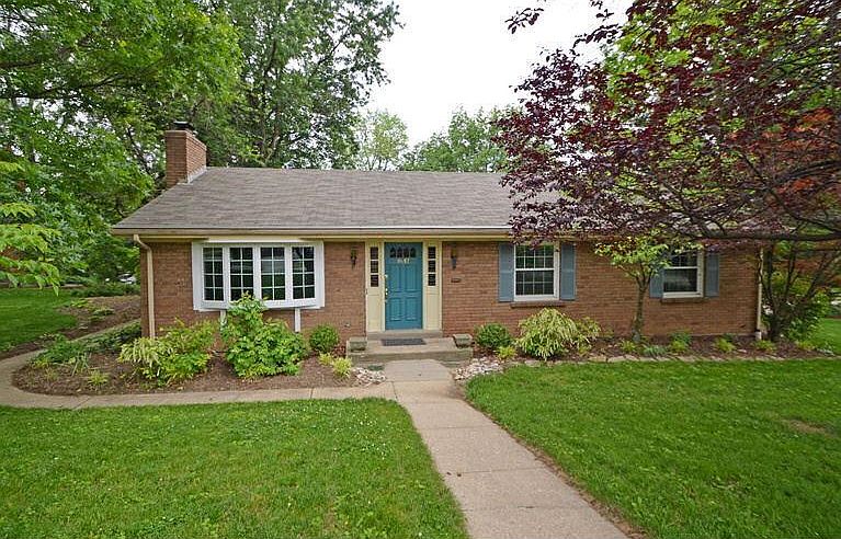 1st image of 2537 Fairhill Dr
