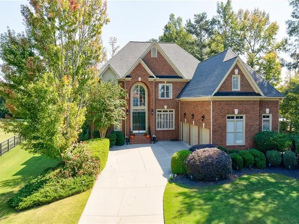 12755 Oak Falls Dr, Alpharetta, GA 30009