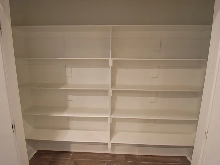 644 N Malbec Rd — Photo 10