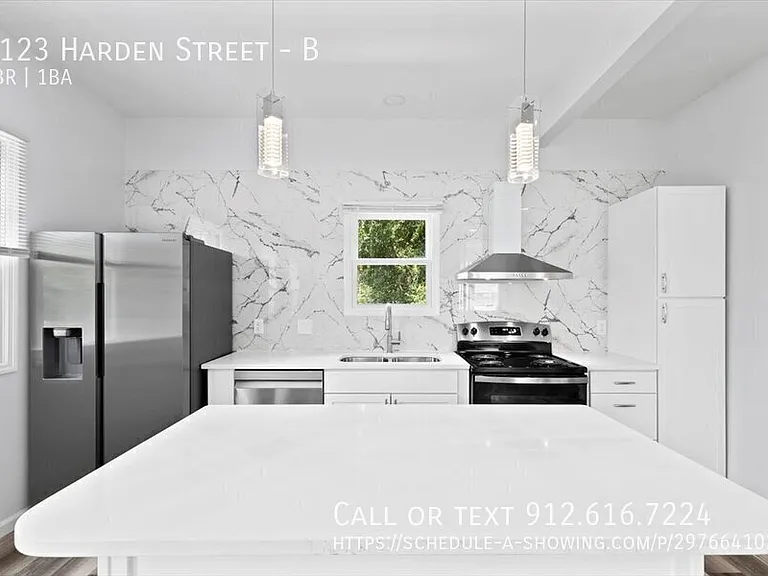 2123 Harden St #B — Photo 12