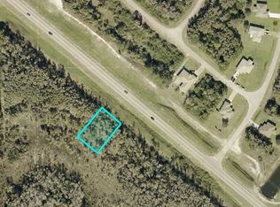 307 Eden Isle Pl, Fort Myers, FL 33913
