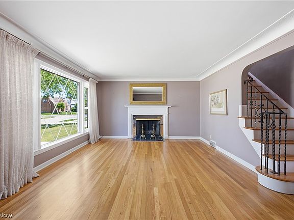 3rd image of 3840 Colony Rd