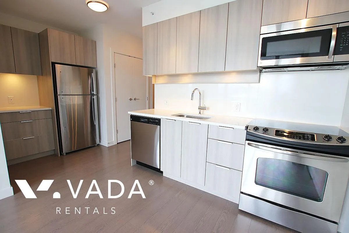 13308 Central Avenue Surrey — Photo 4