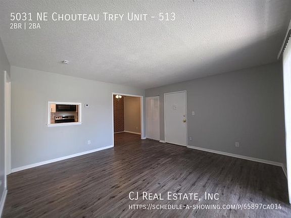 4th image of 5031 NE Chouteau Trfy #513