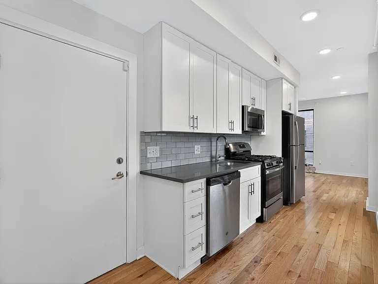 1659 N Randolph St #1 — Photo 7