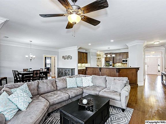5th image of 8513 Sedgebrook SE