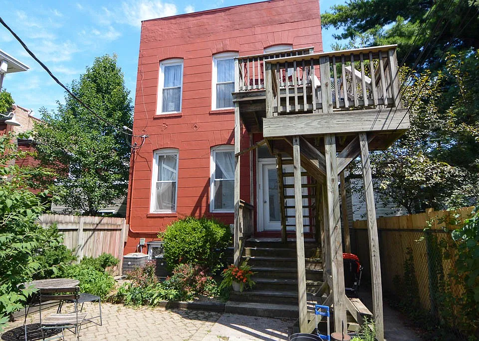 1129 N Winchester Ave #3C