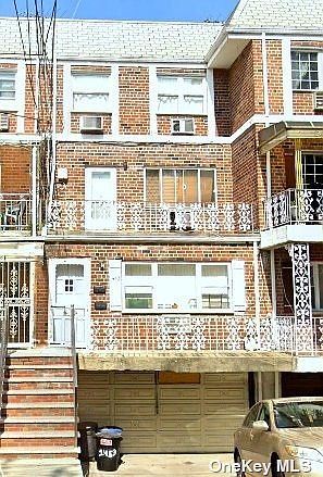 1st image of 1453 E 84th St