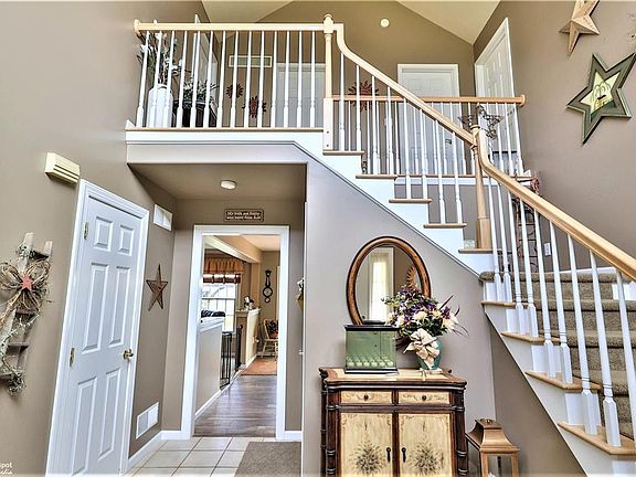 2nd image of 2254 E Scenic Dr