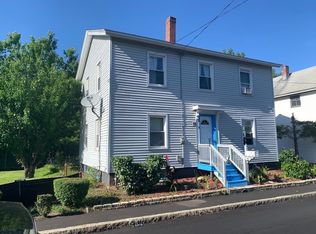 21 Planters St, Salem, MA 01970