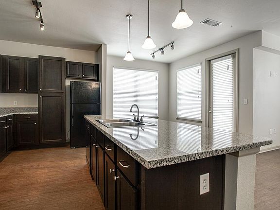 3rd image of 444 E Renfro St #1201