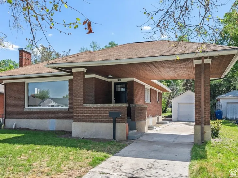 2664 Brinker Ave — Photo 1