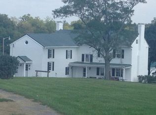 1146 Clay Kiser Rd, Paris, KY 40361