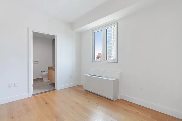 Rented by Compass | media 25