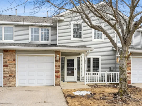 2100 Meadow Chase Ln Unit 202, Des Moines, IA 50320