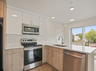 Sunnyside 12 Apartments, Portland, OR 97215