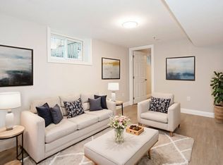 88 Carlton St, Saint Catharines, ON L2R 1P8