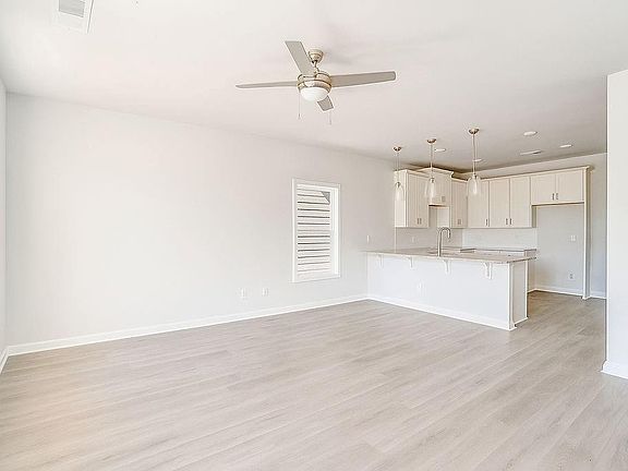 3rd image of 360 Dempsey Dr