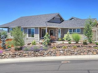 301 Avalon Ter, Eagle Pt, OR 97524