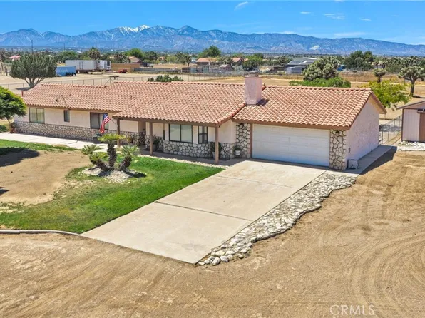 9872 Aster Rd, Oak Hills, CA 92344