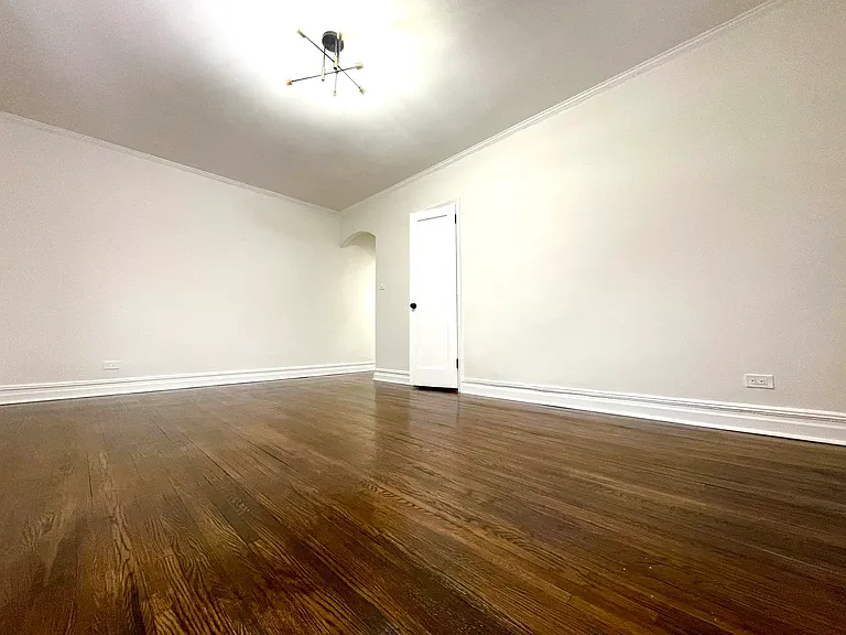 1901 Avenue N #1G — Photo 11